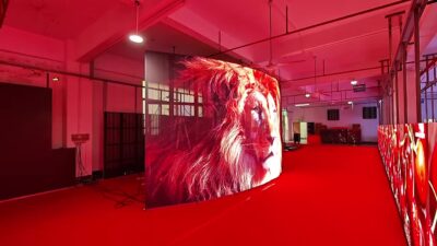 c3599b00cc20a832885ce3c999ca6280 P3.91-P7.8 Outdoor Transparent Rental LED Display 500x1000 500x500 Curved LED Panel